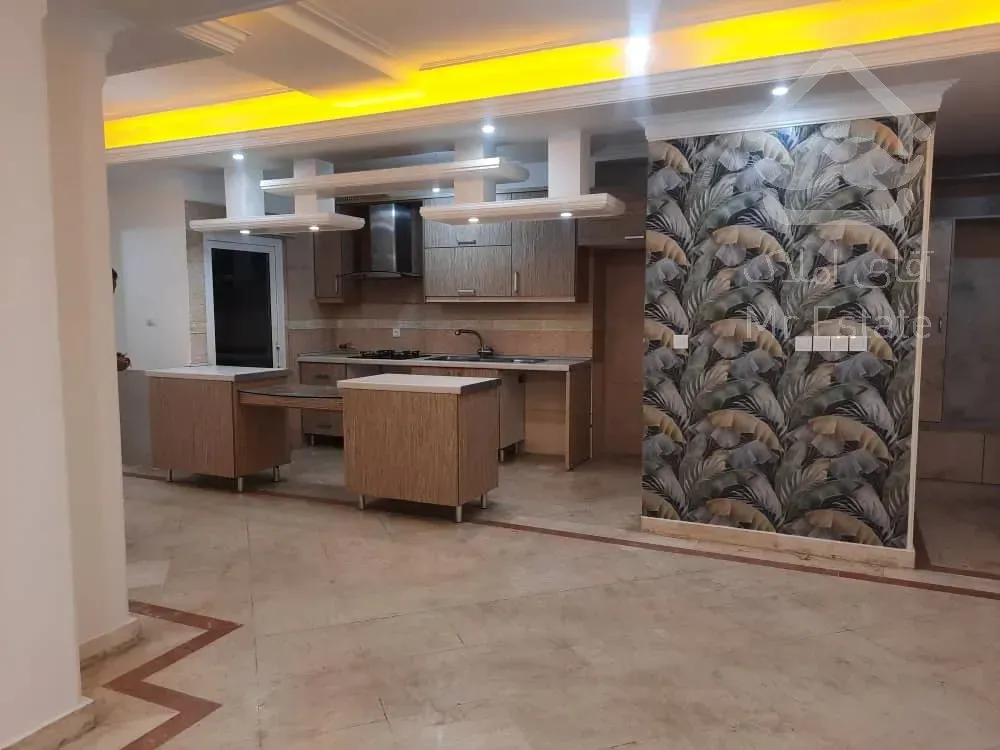 فروش آپارتمان ۹۵متر سالن پرده خور جنوبی نما تراورتن