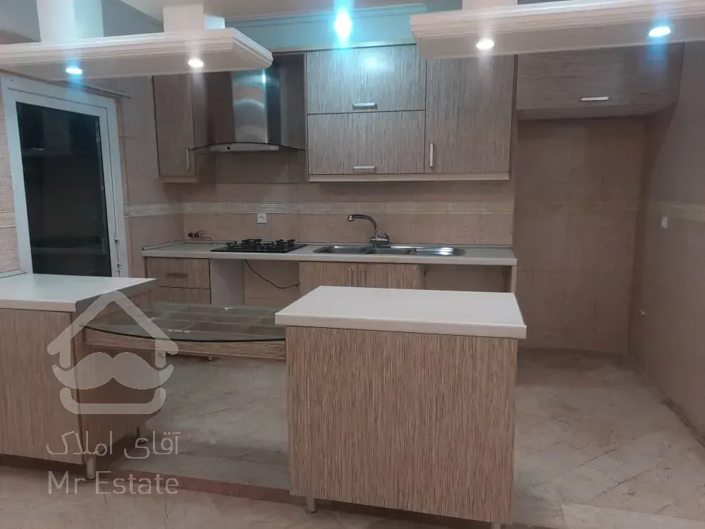 فروش آپارتمان ۹۵متر سالن پرده خور جنوبی نما تراورتن