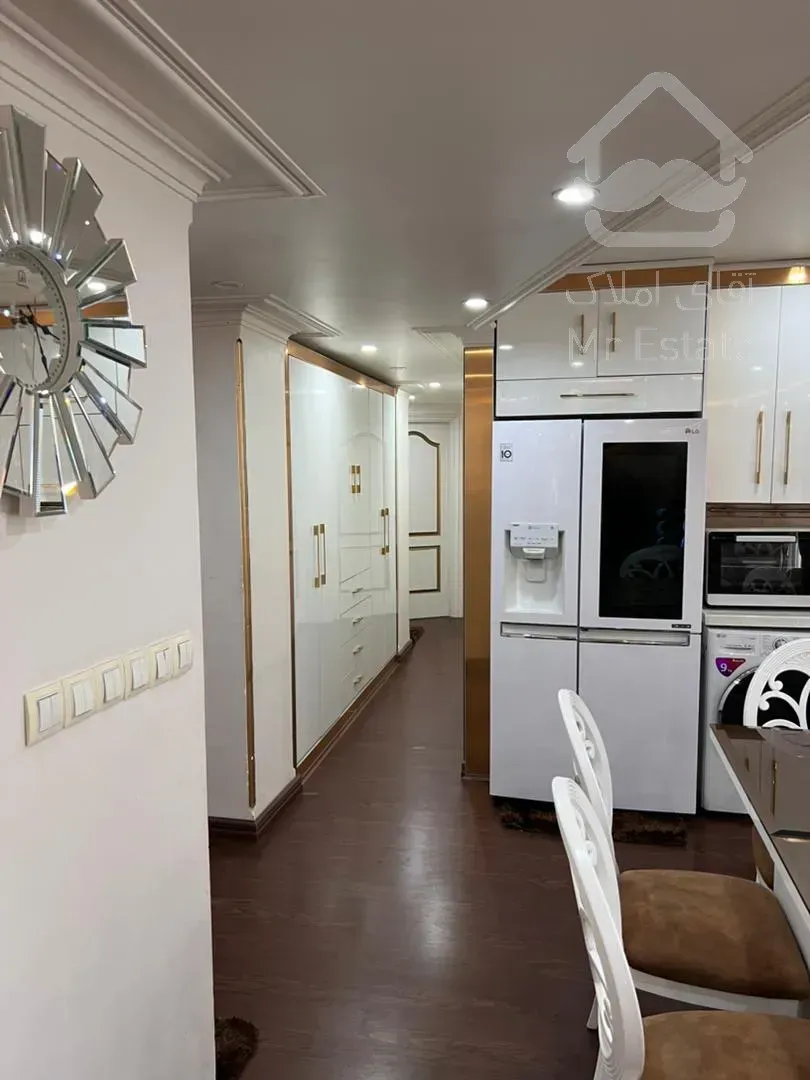 فروش آپارتمان ۹۰متری فول بازسازی شده سالن پرده خور