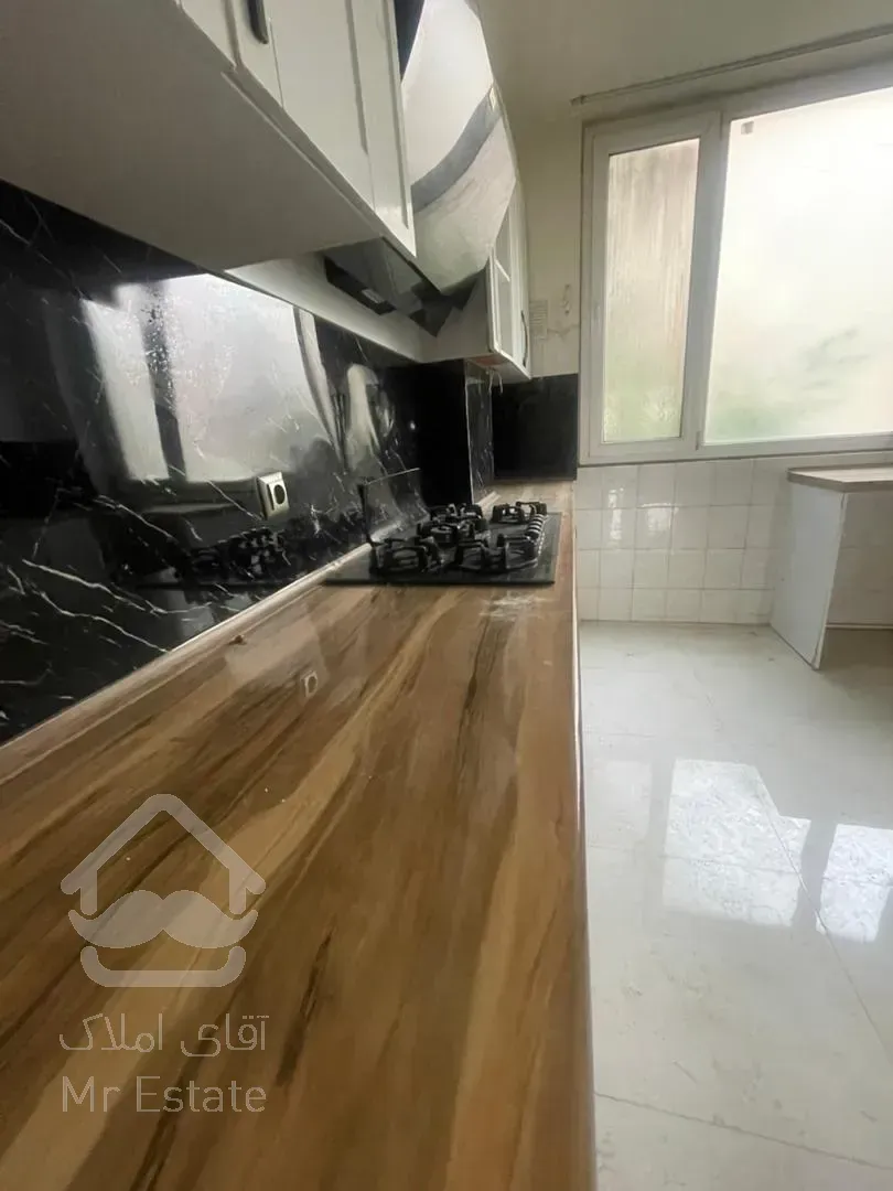 فروش آپارتمان ۸۳متری نوسازی شده بدون ضعف و پرتی