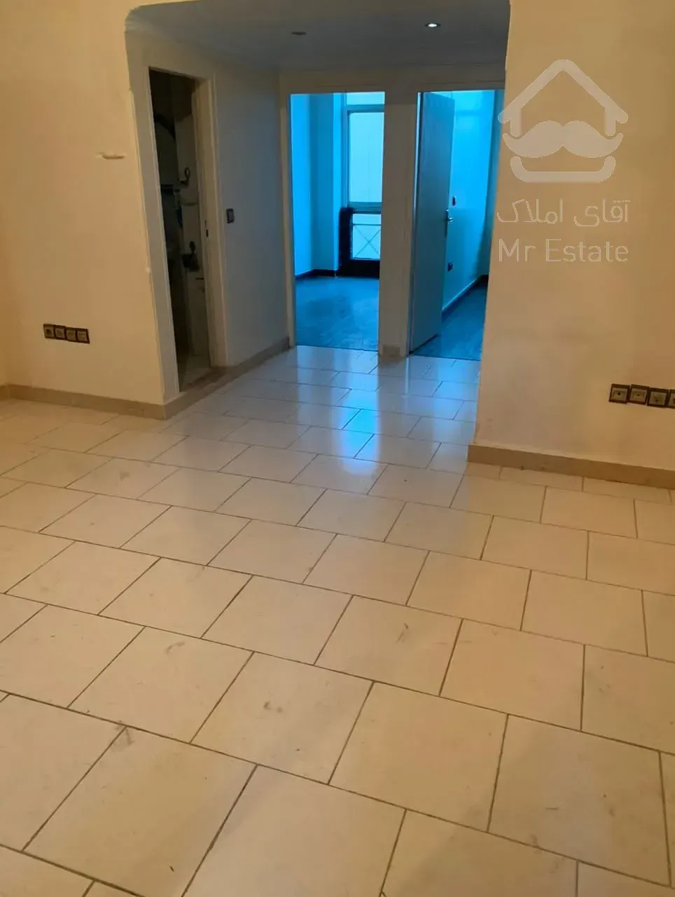 آپارتمان ۶۰متری خوش نقشه زیر قیمت منطقه