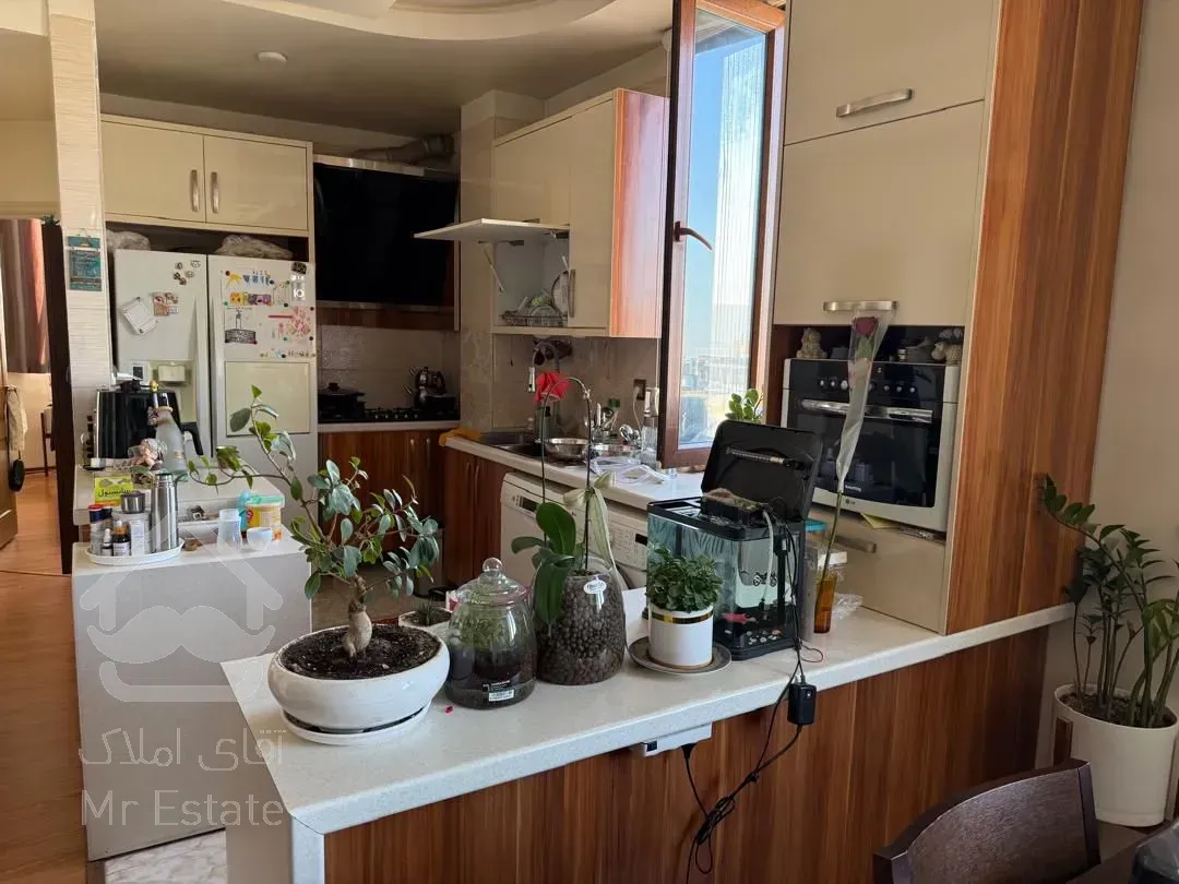 فروش آپارتمان ۹۰متری نما تراورتن فول نور