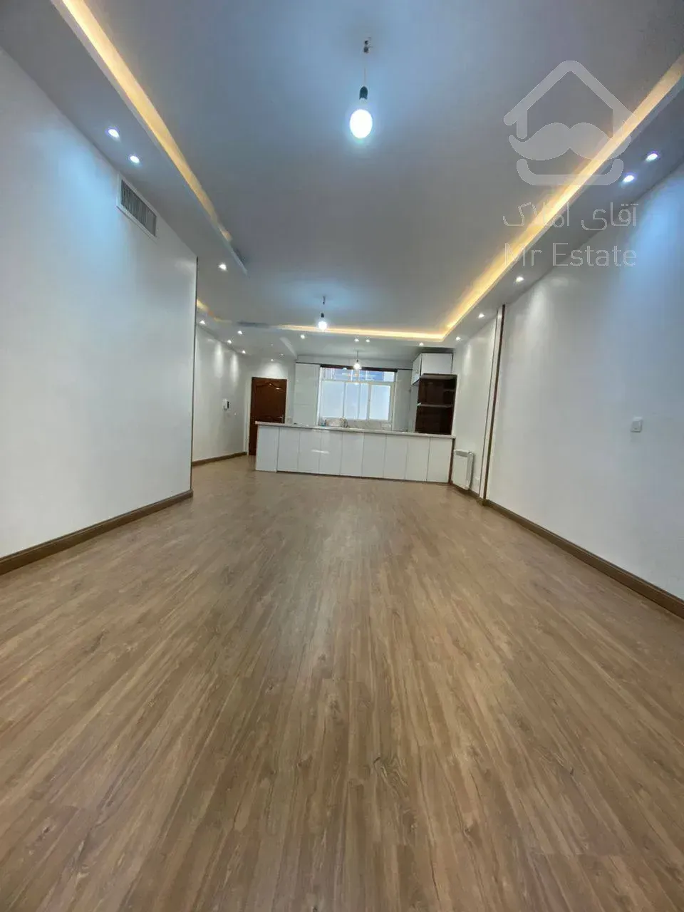 فروش آپارتمان ۸۵متری بازسازی شده لوکیشن قوی