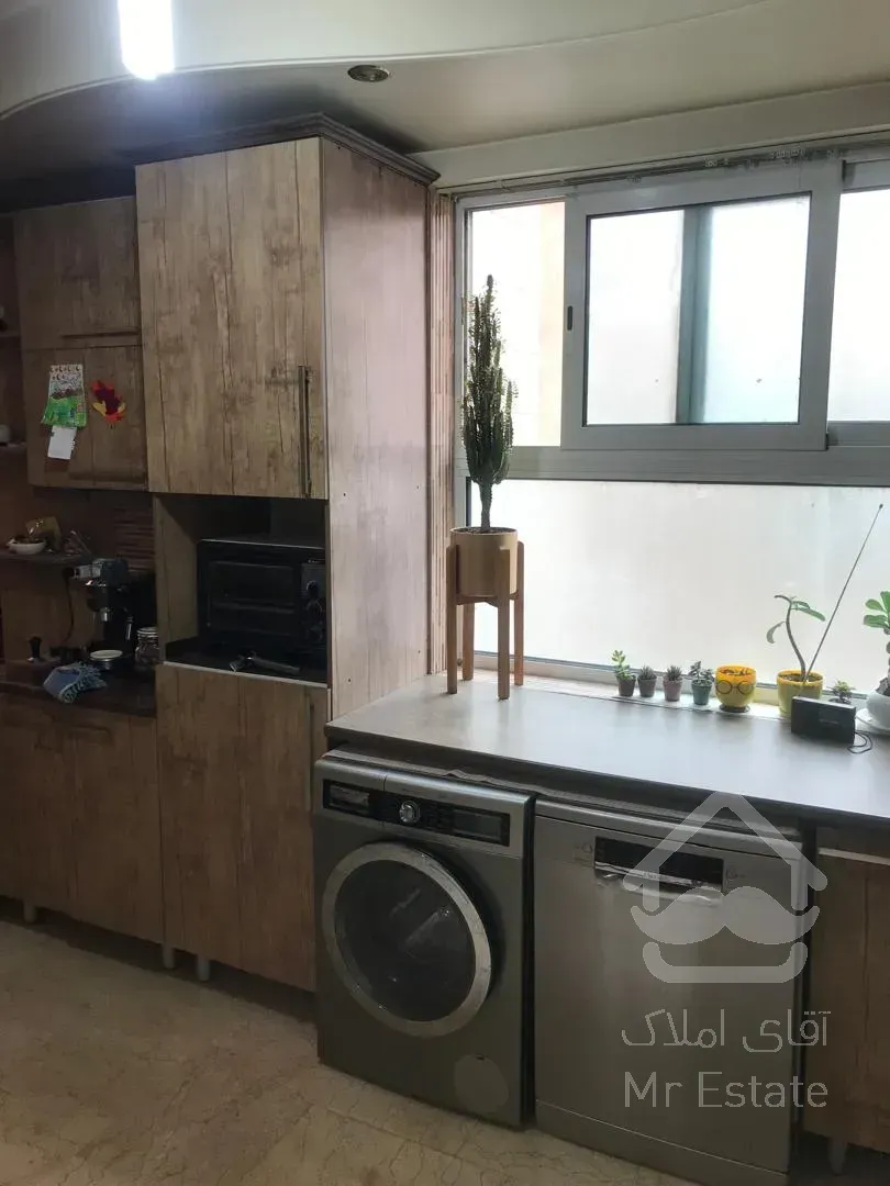 فروش آپارتمان ۹۰متری کم واحد ویو دار