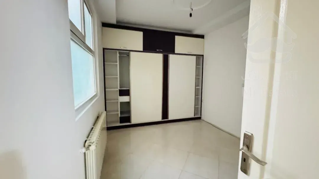 فروش آپارتمان ۹۰متری خو ش نقشه تاپ لوکیشن