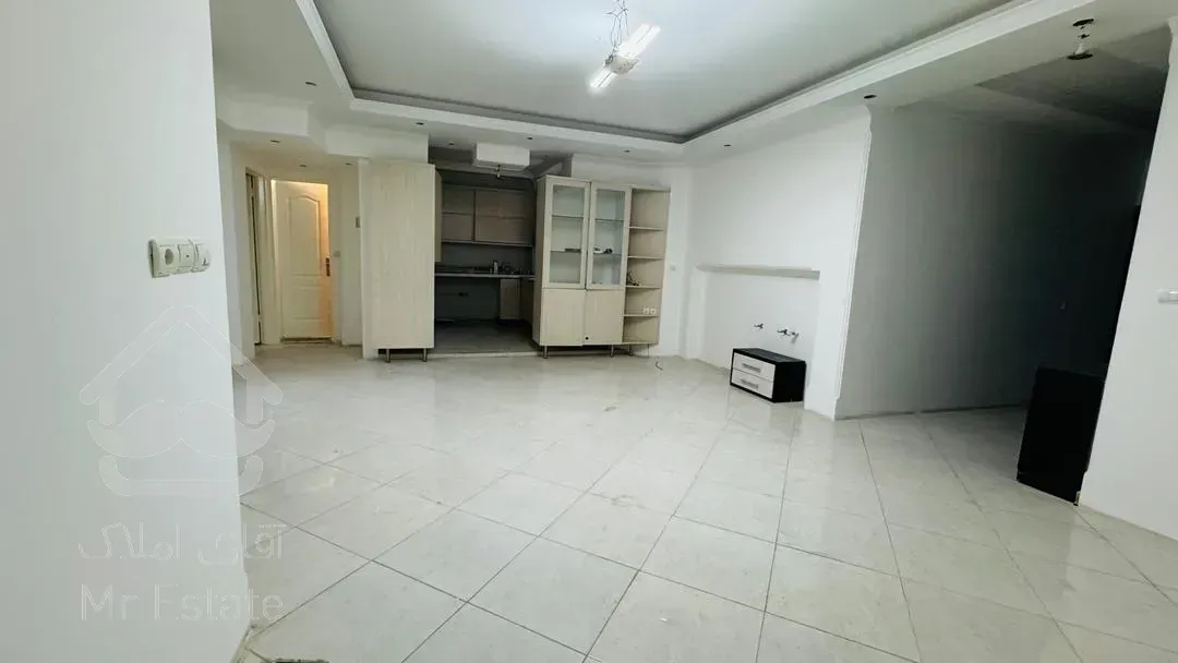 فروش آپارتمان ۹۰متری خو ش نقشه تاپ لوکیشن