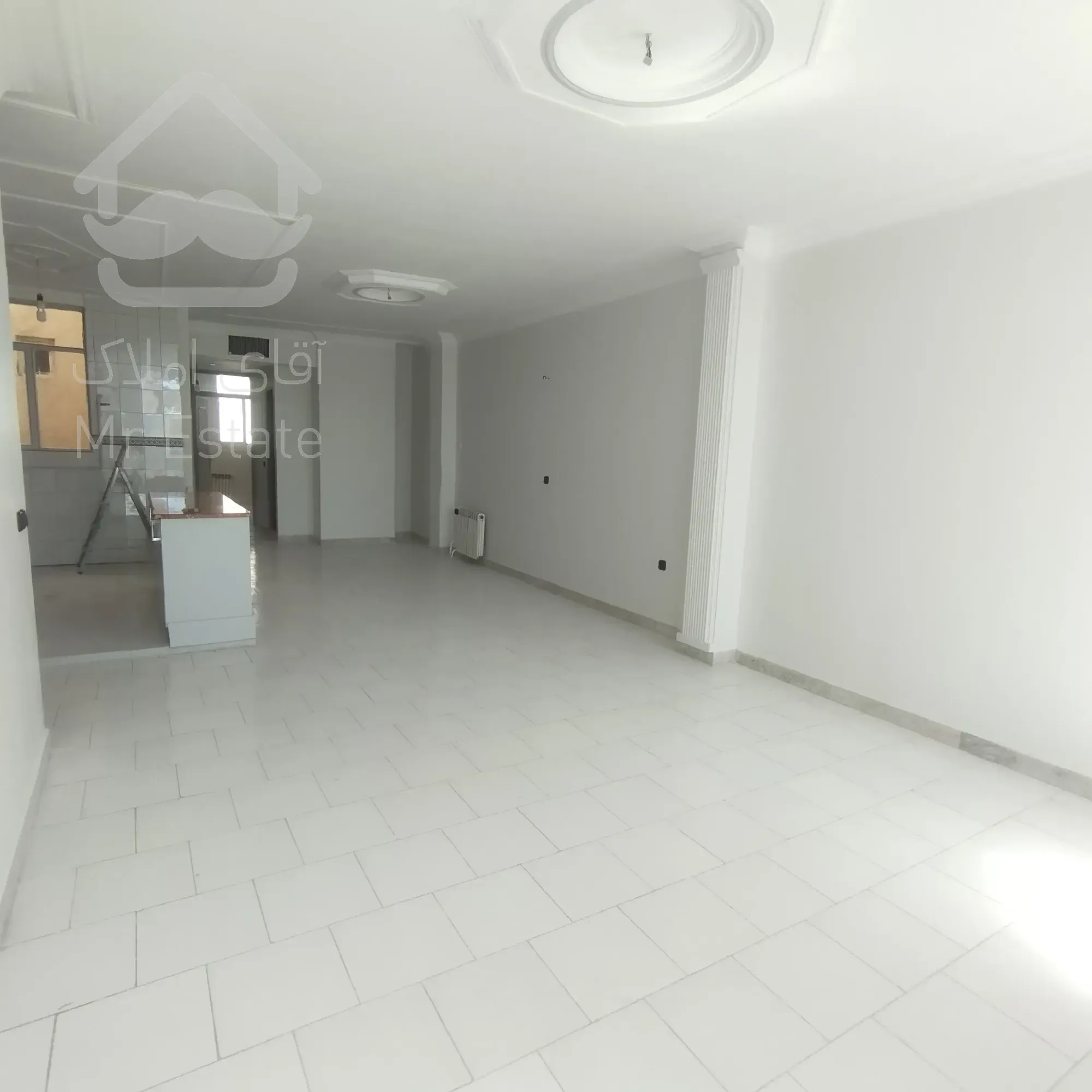 فروش آپارتمان ۹۰متری سالن پرده خور جنوبی کم واحد تاپ لوکیشن