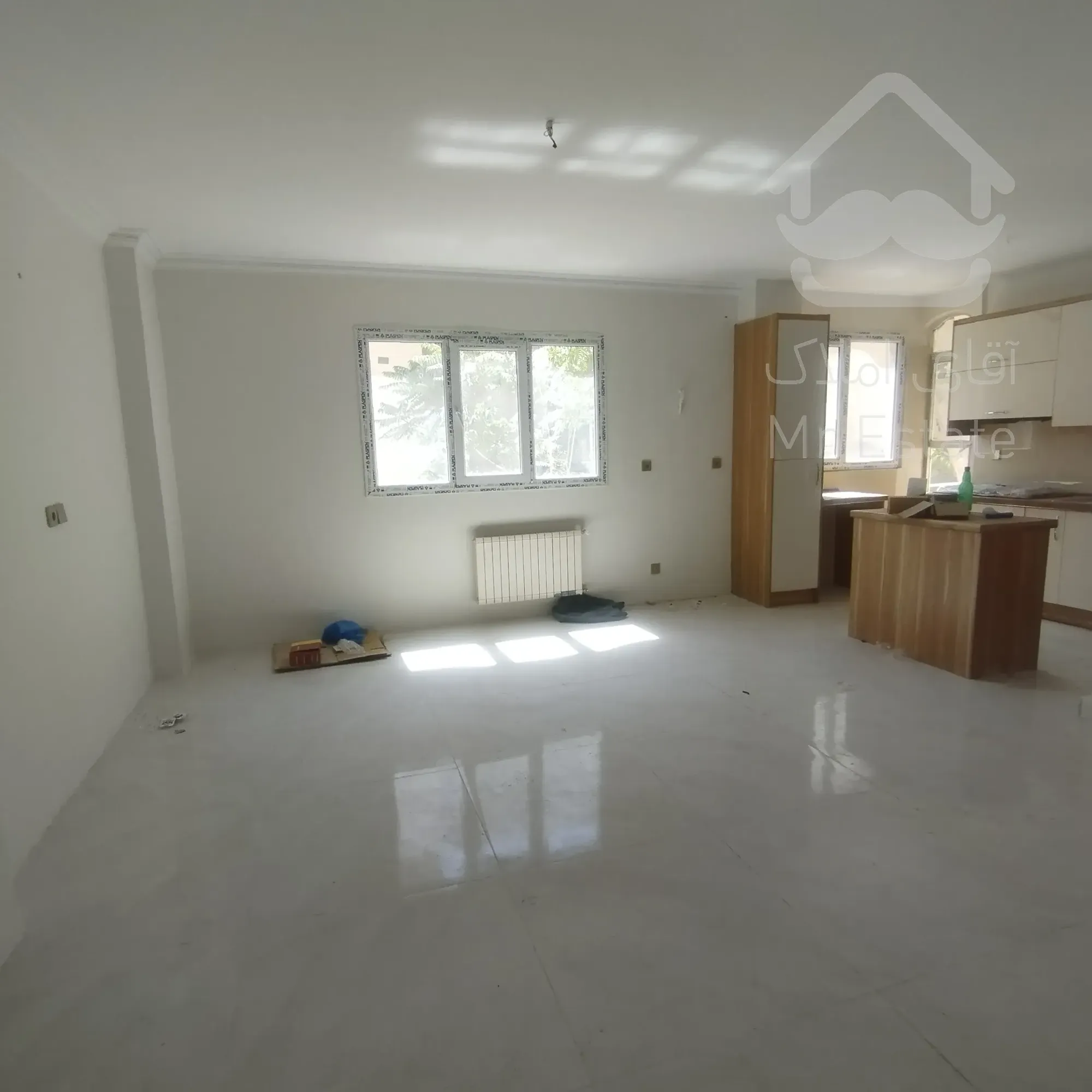 فروش آپارتمان ۸۳متری فول بازسازی شده سالن پرده خور جنوبی