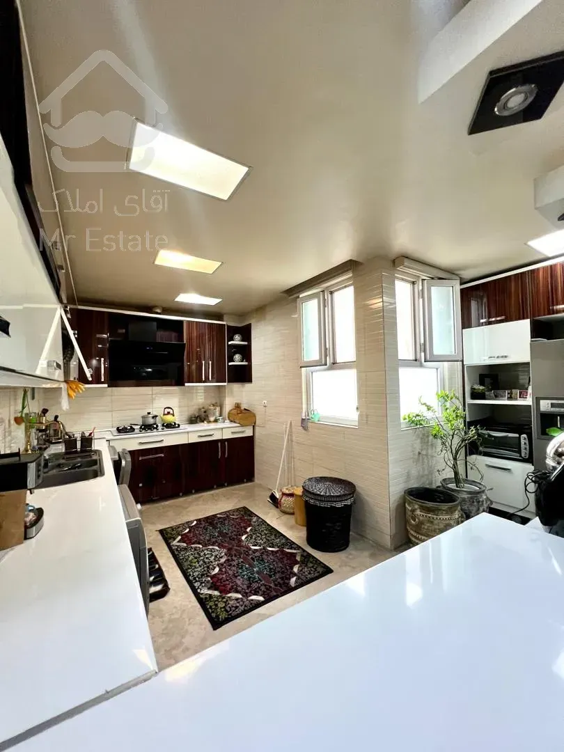 فروش آپارتمان ۸۵متری تاپ لوکیشن سالن پرده خور جنوبی