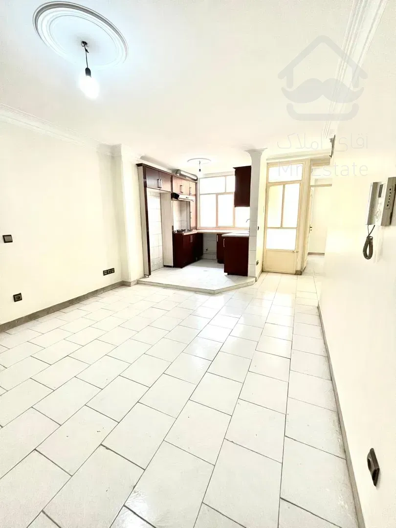 فروش آپارتمان ۵۸متری تاپ لوکیشن زیر قیمت منطقه