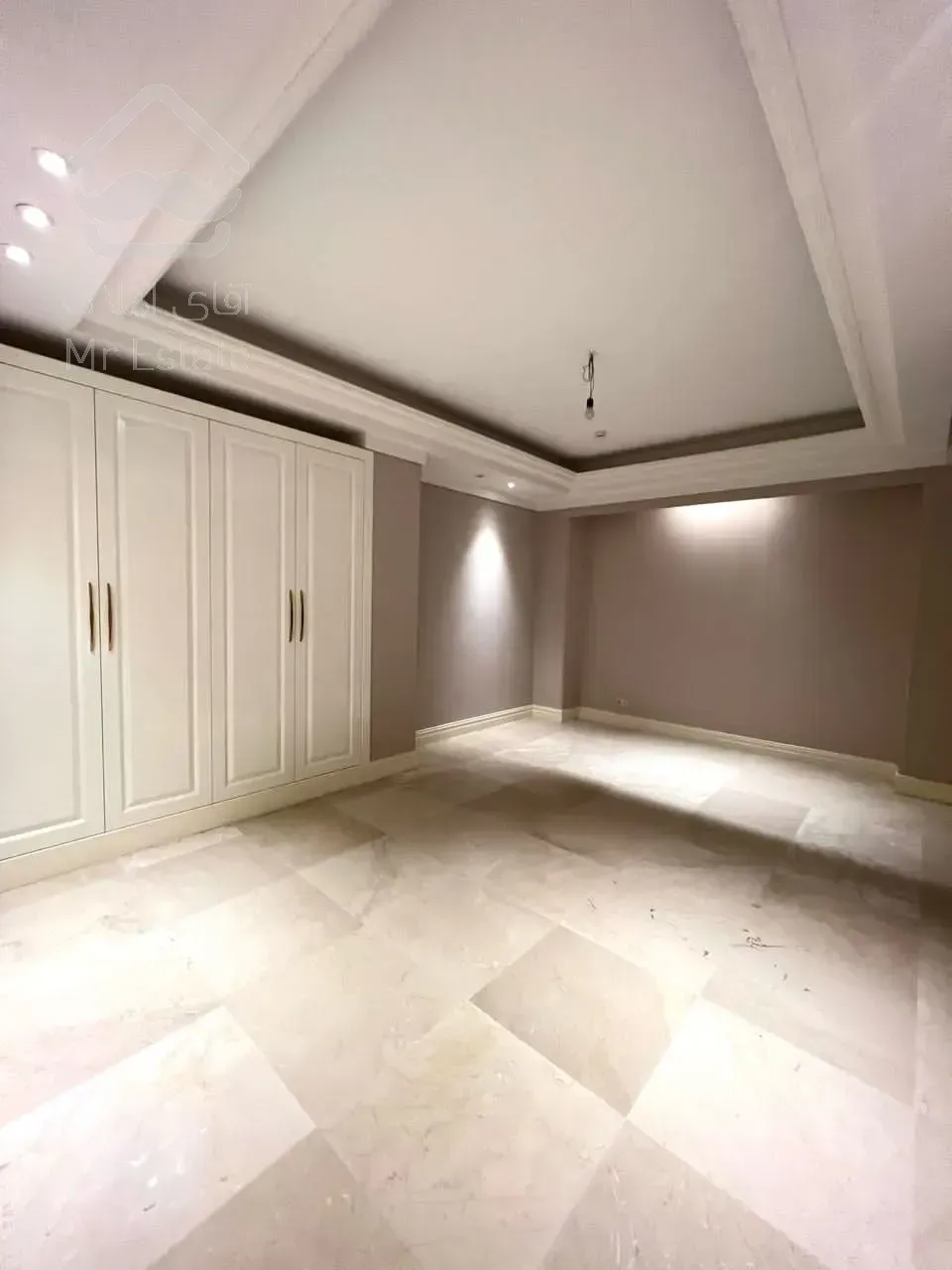 فروش آپارتمان ۹۷ متری در گلسنگ نوساز مدرن