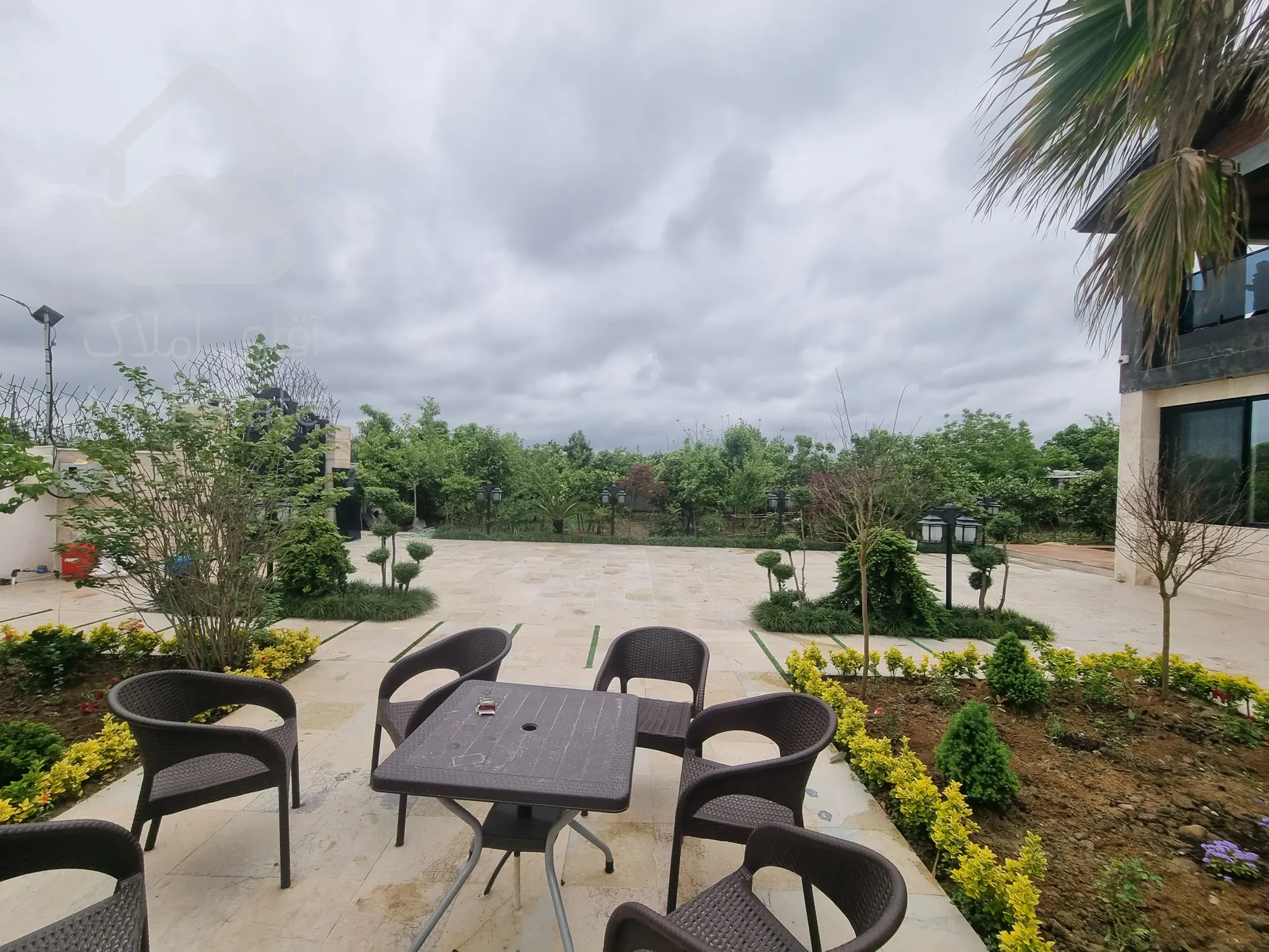 باغ ویلا هزار متری