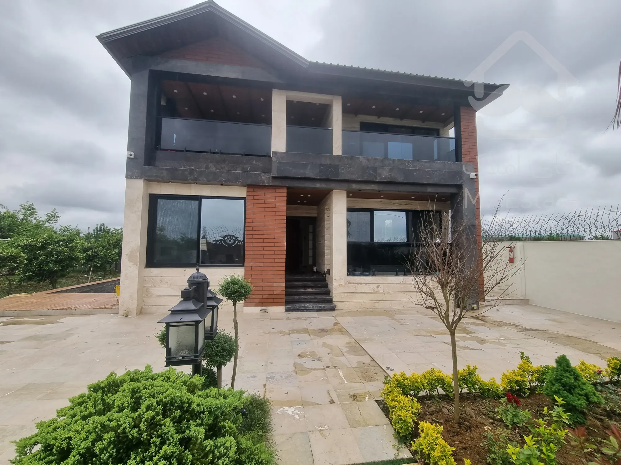 باغ ویلا هزار متری