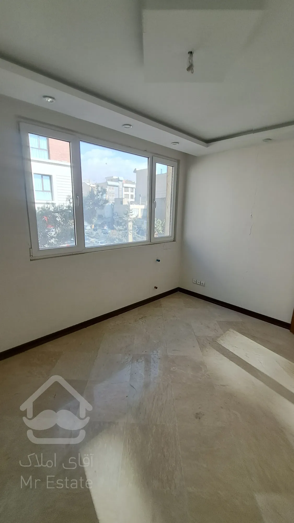 147 متر۲خوابه موقعیت اداری