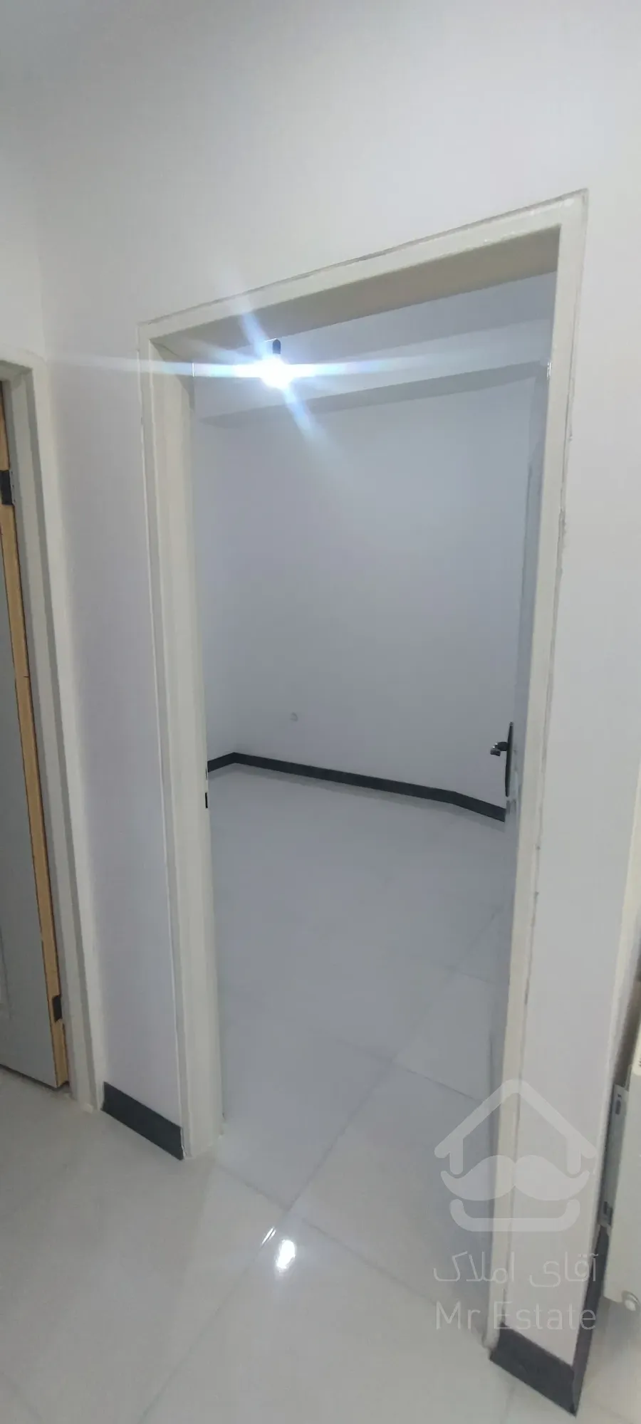 آپارتمان نوساز کلیدنخورده