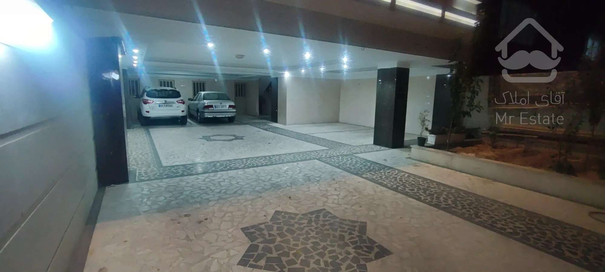 آپارتمان نوساز کلیدنخورده