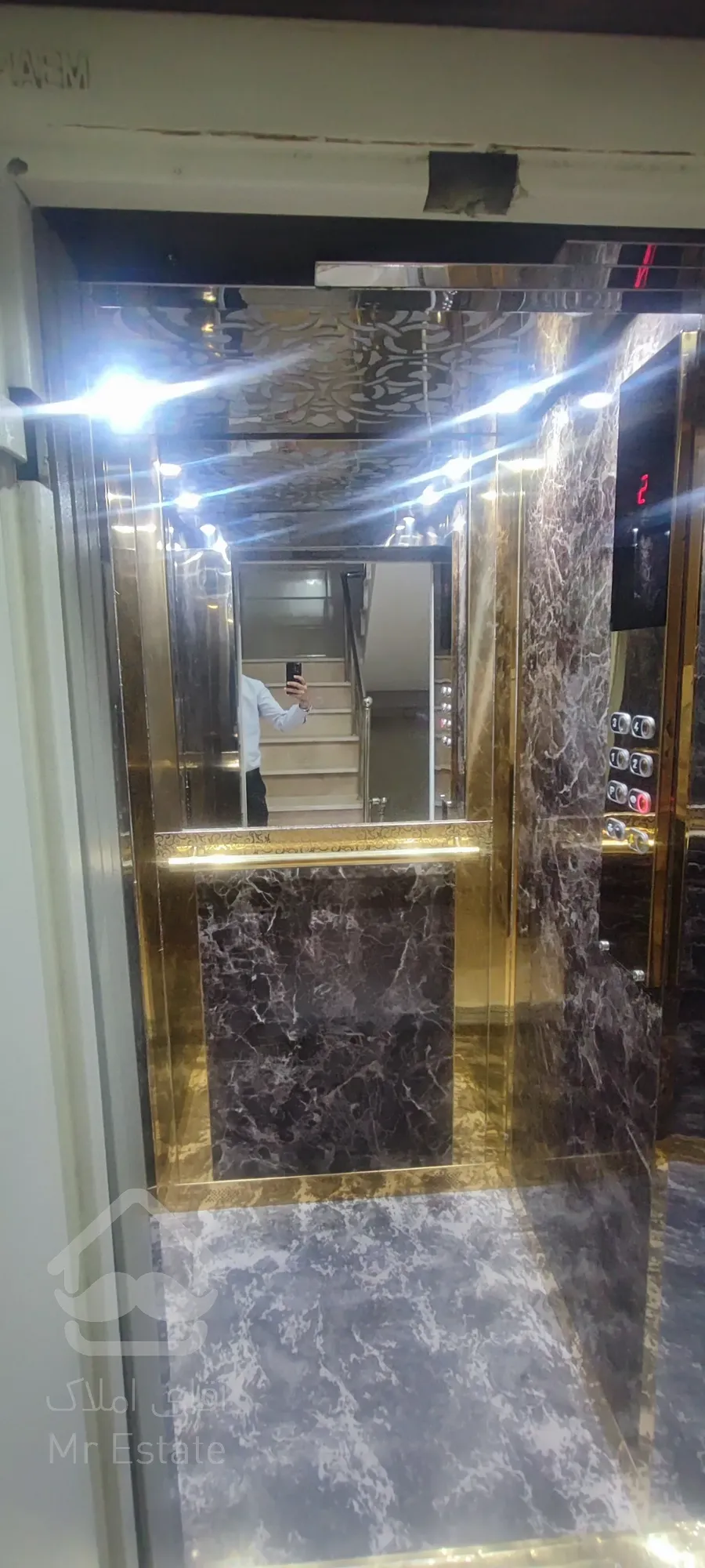 آپارتمان نوساز کلیدنخورده