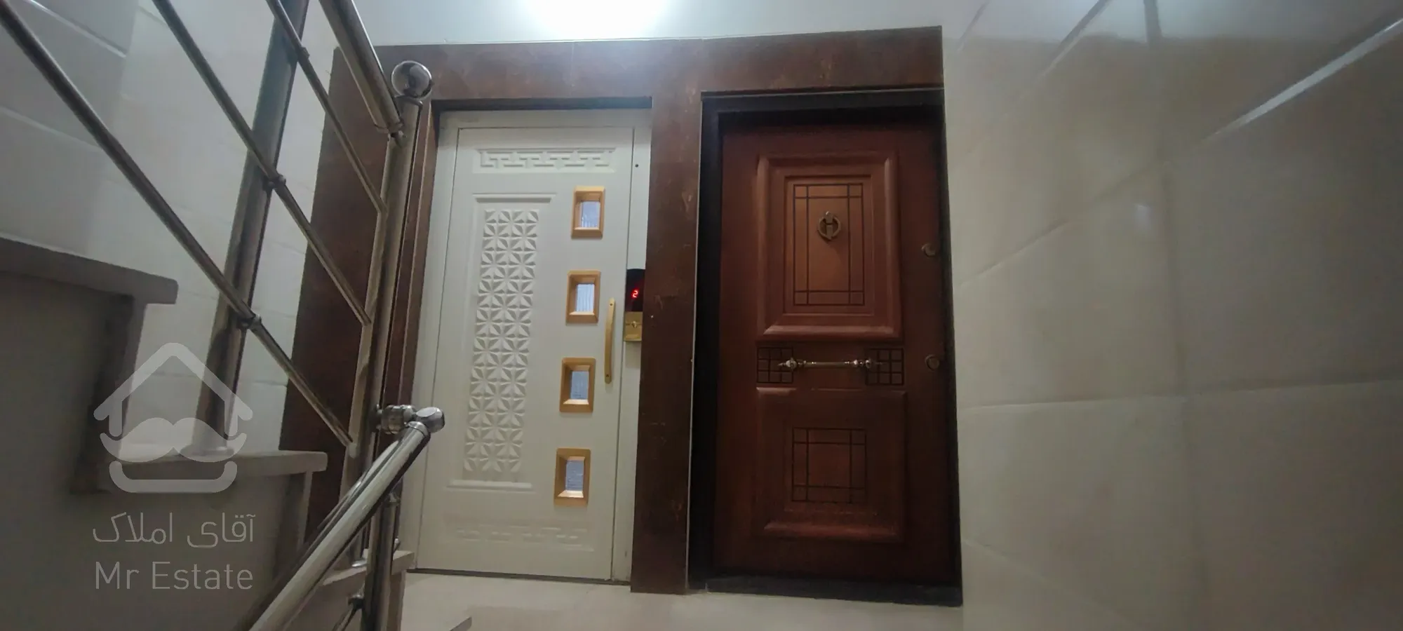 آپارتمان نوساز کلیدنخورده