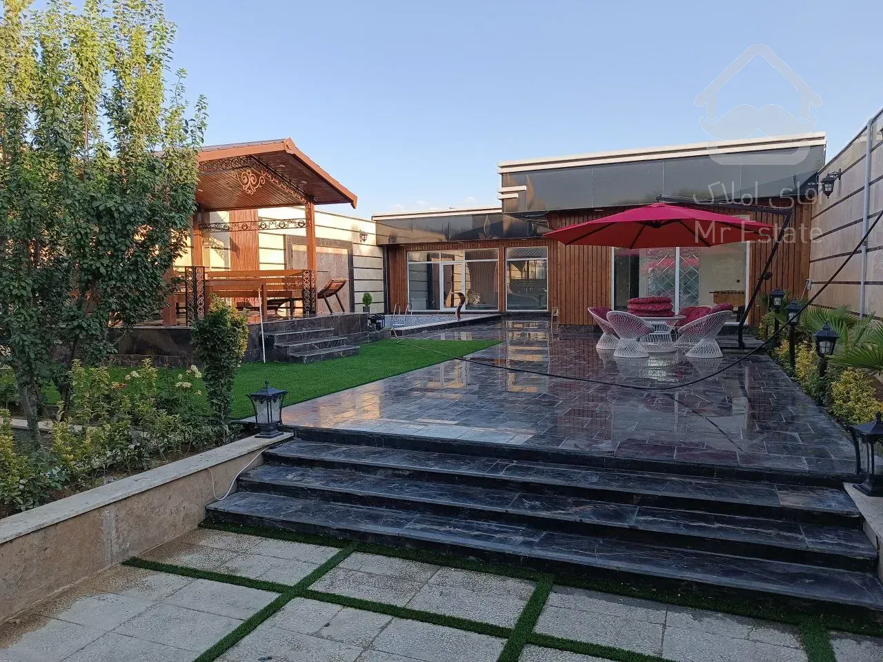 خرید ویلا 900 متری شهریار فول امکانات