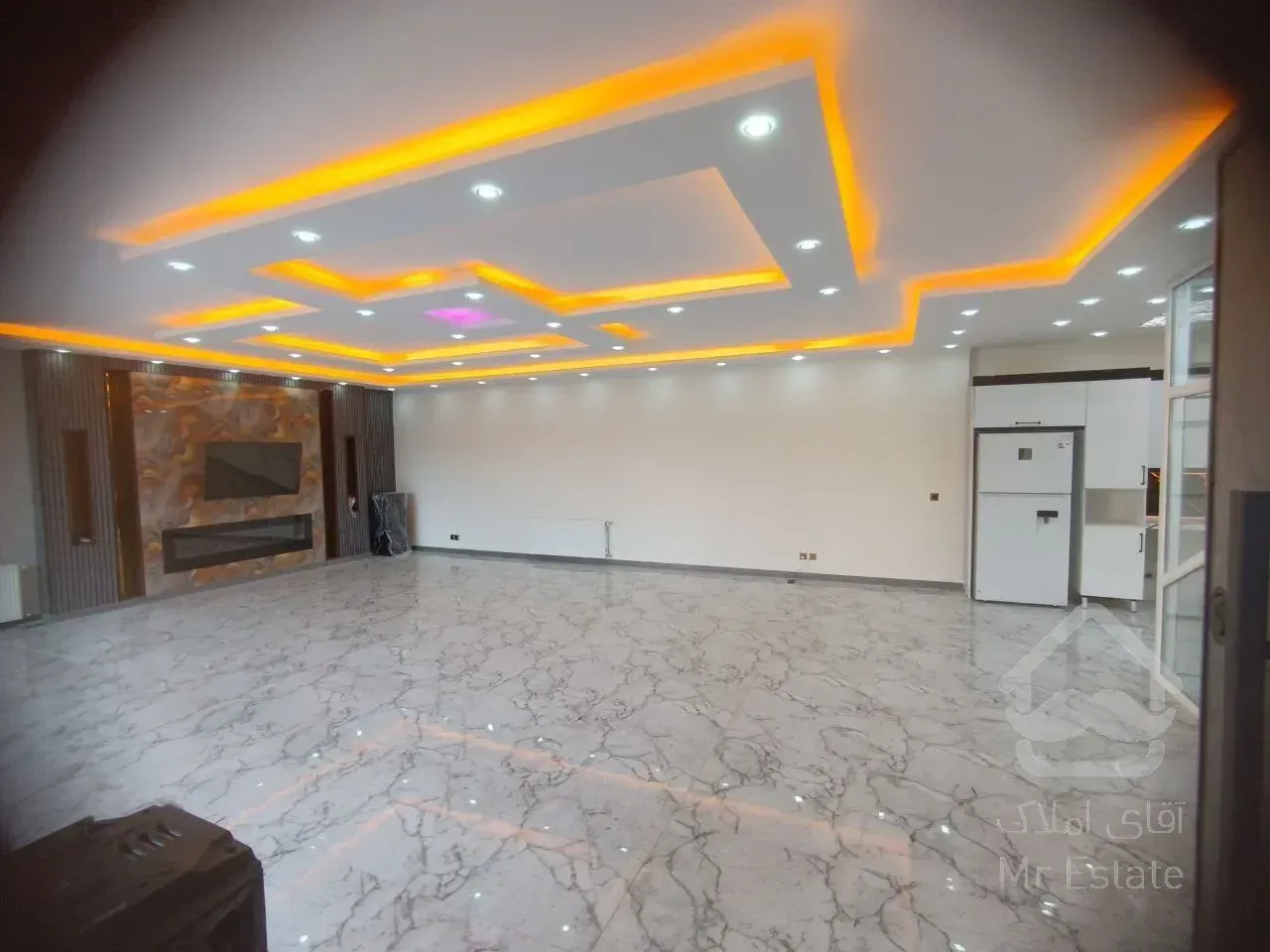 خرید ویلا 900 متری شهریار فول امکانات