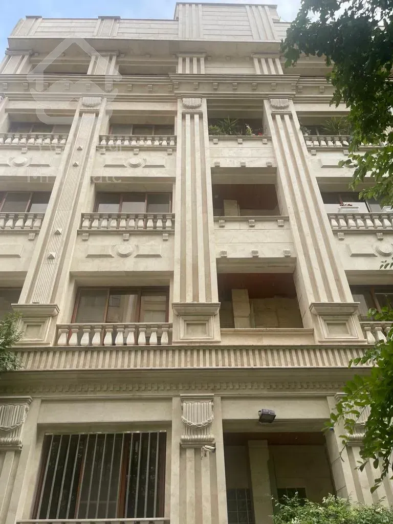 خرید آپارتمان ۱۳۰ متری در نیاوران لابی مجلل