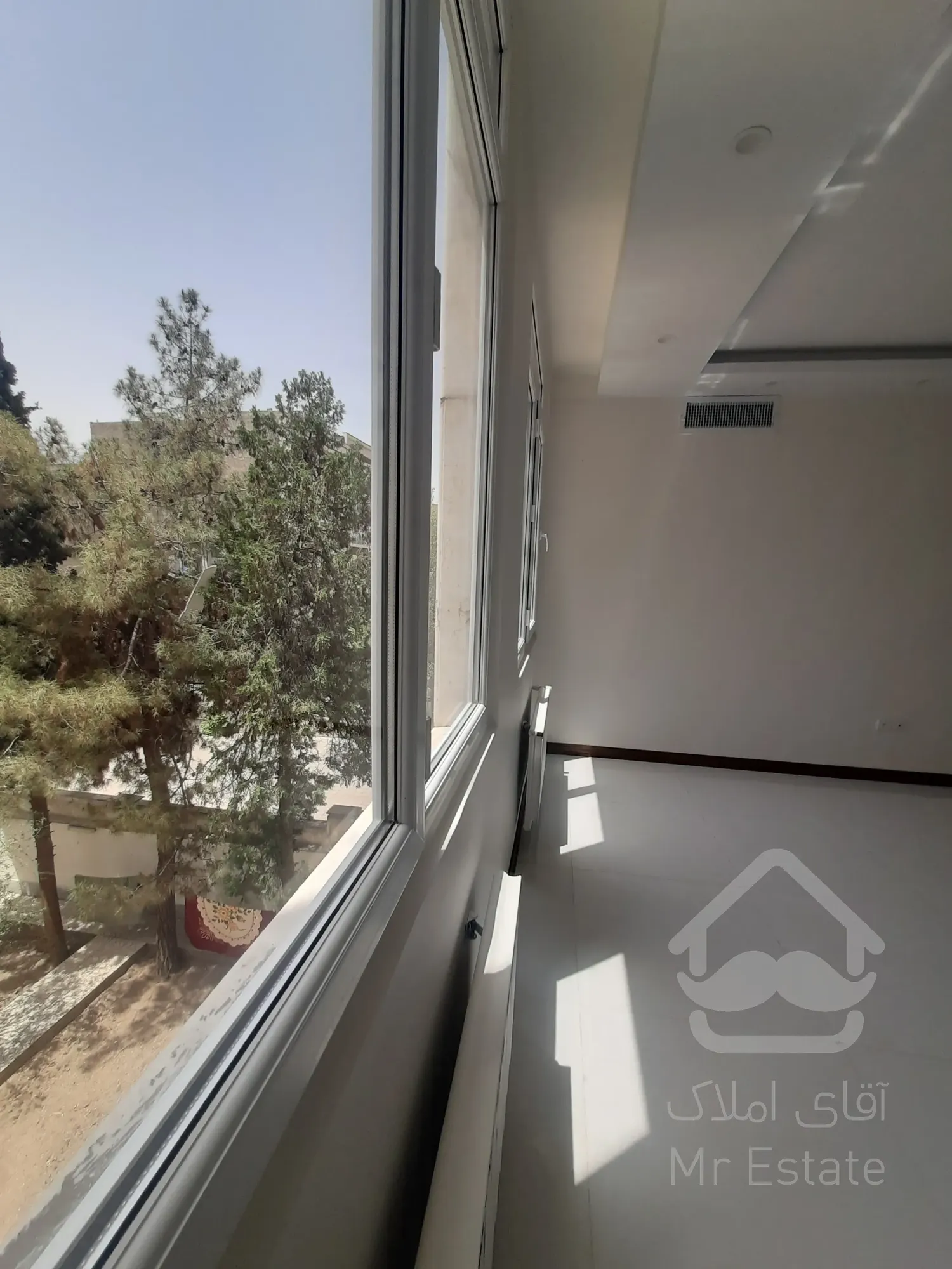 فروش آمارتمان ۷۲متر ۲خواب خطی رو به آفتاب باکس پونک عدل