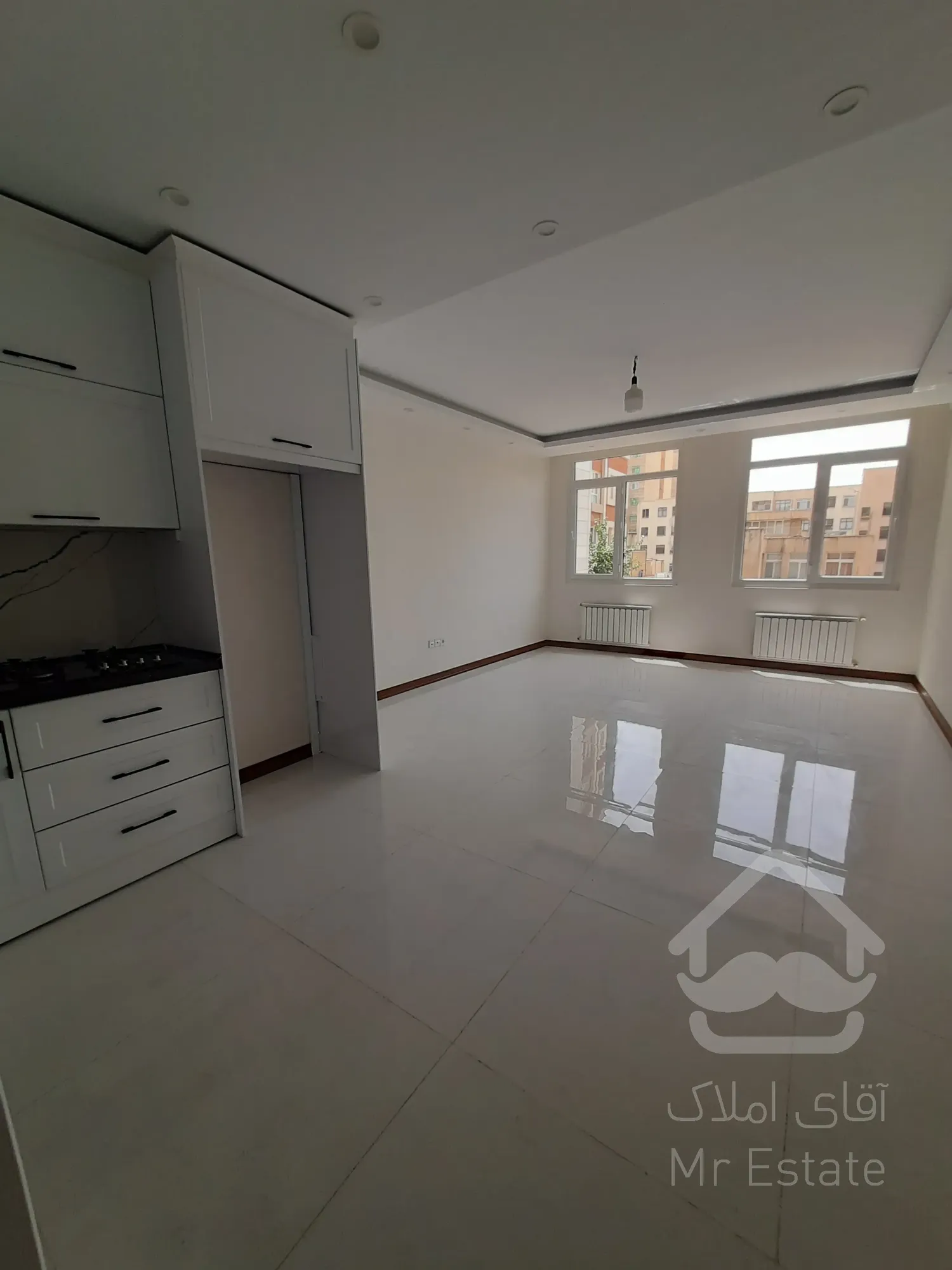 فروش آمارتمان ۷۲متر ۲خواب خطی رو به آفتاب باکس پونک عدل