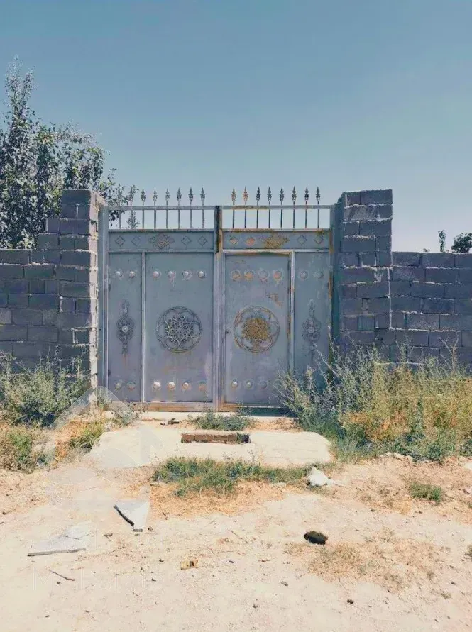 فروش باغ ۷۰۰ متری با موقعیتی عالی