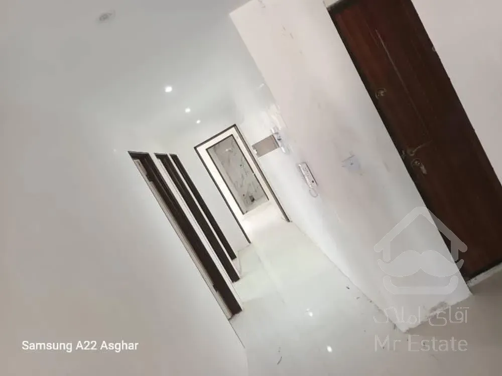 فروش آپارتمان ۱۷۰ متری سه خوابه مرکز شهر رباط کریم