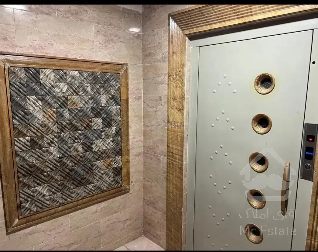 اپارتمان ۱۲۵ متری خوش نقشه