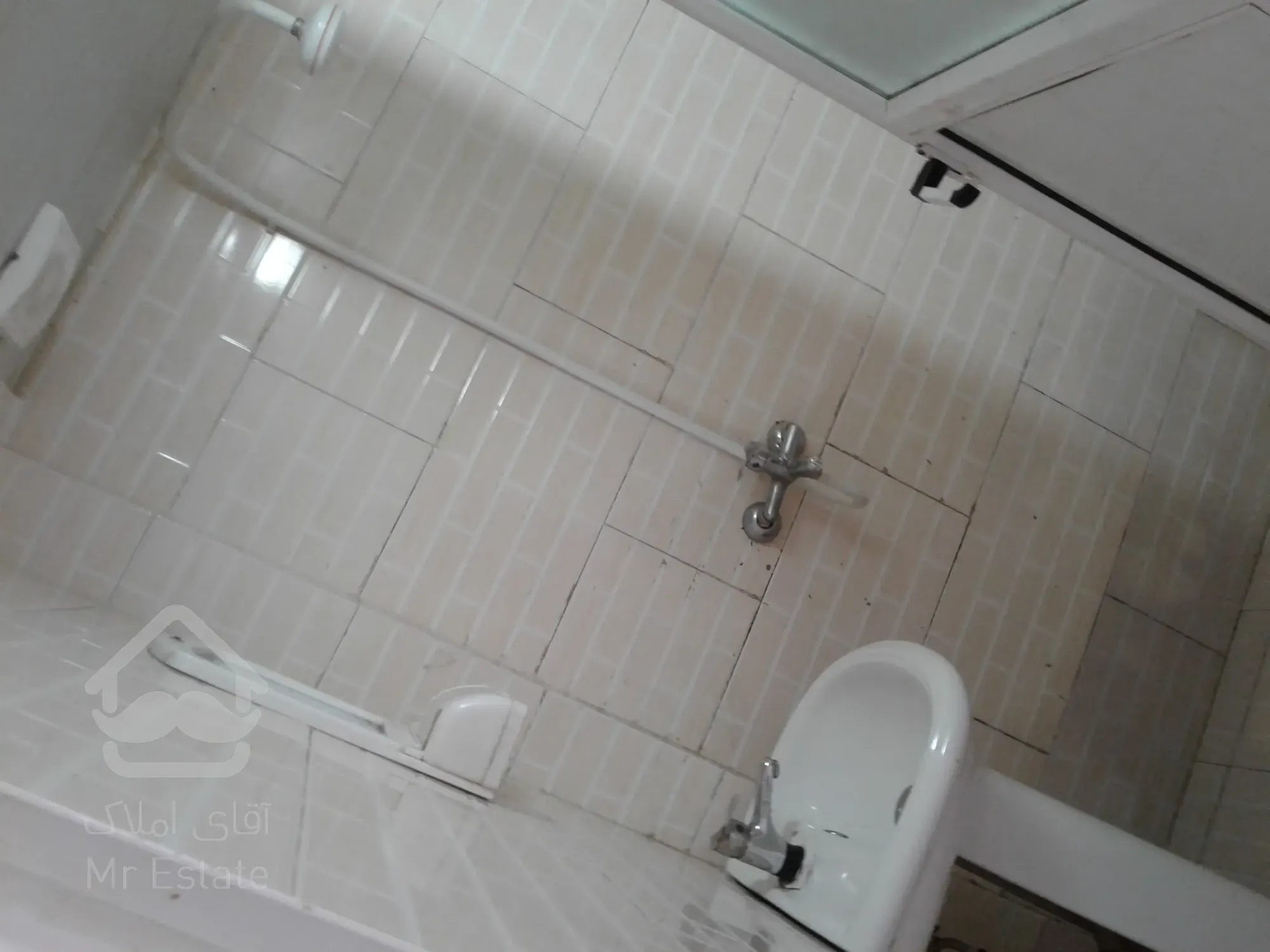 اجاره یک واحد مسکونی یک خوابه 60متر میدان جانبازان