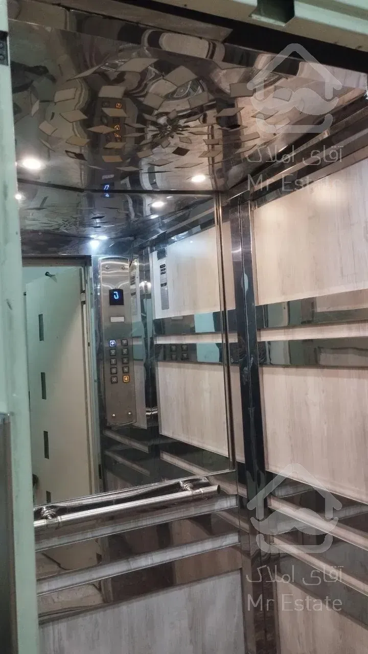 آپارتمان ۱۳۰متری دو خواب دو طبقه