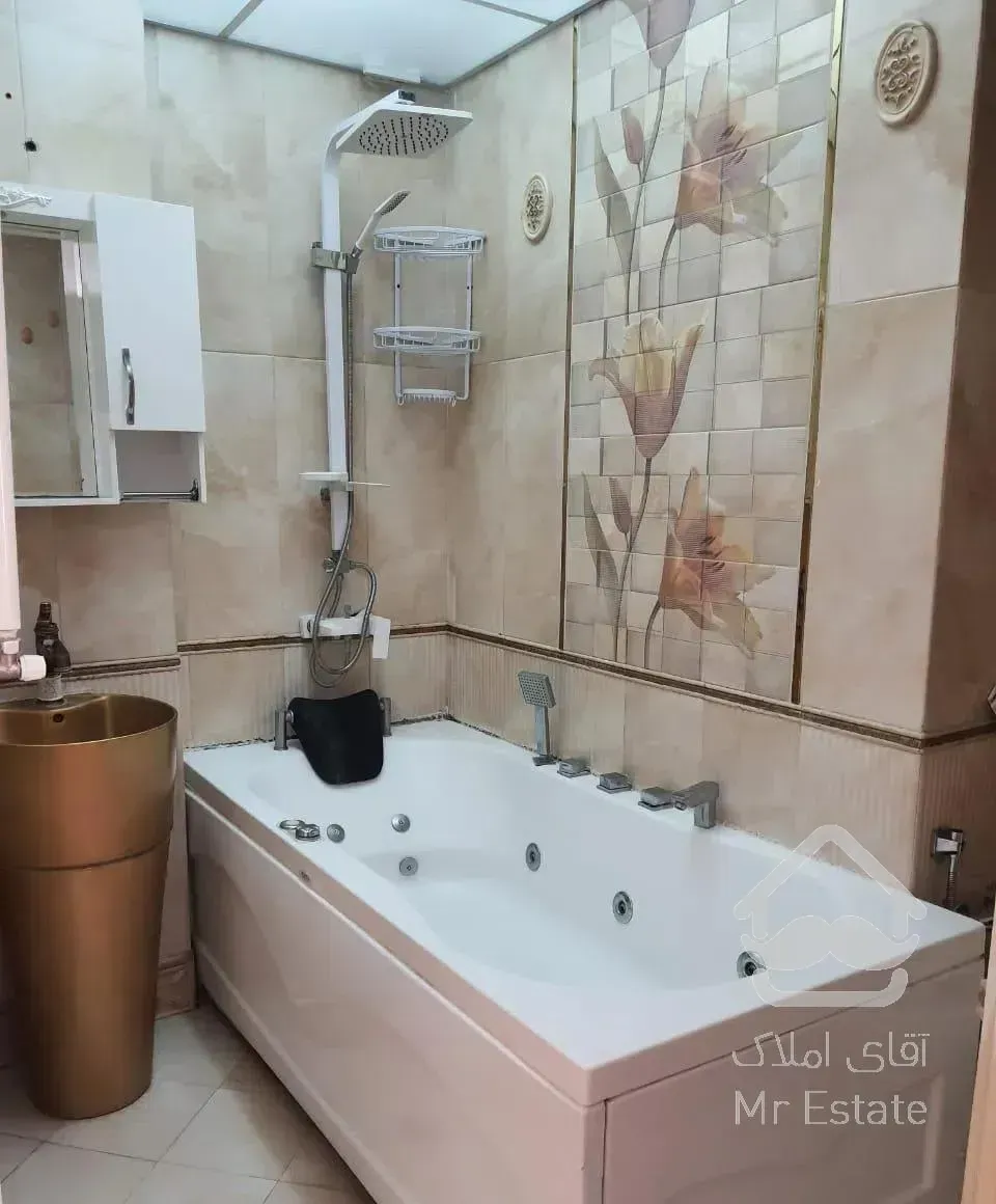 130 متر کامرانیه/2 خواب مستر/تک واحدی/فول امکانات