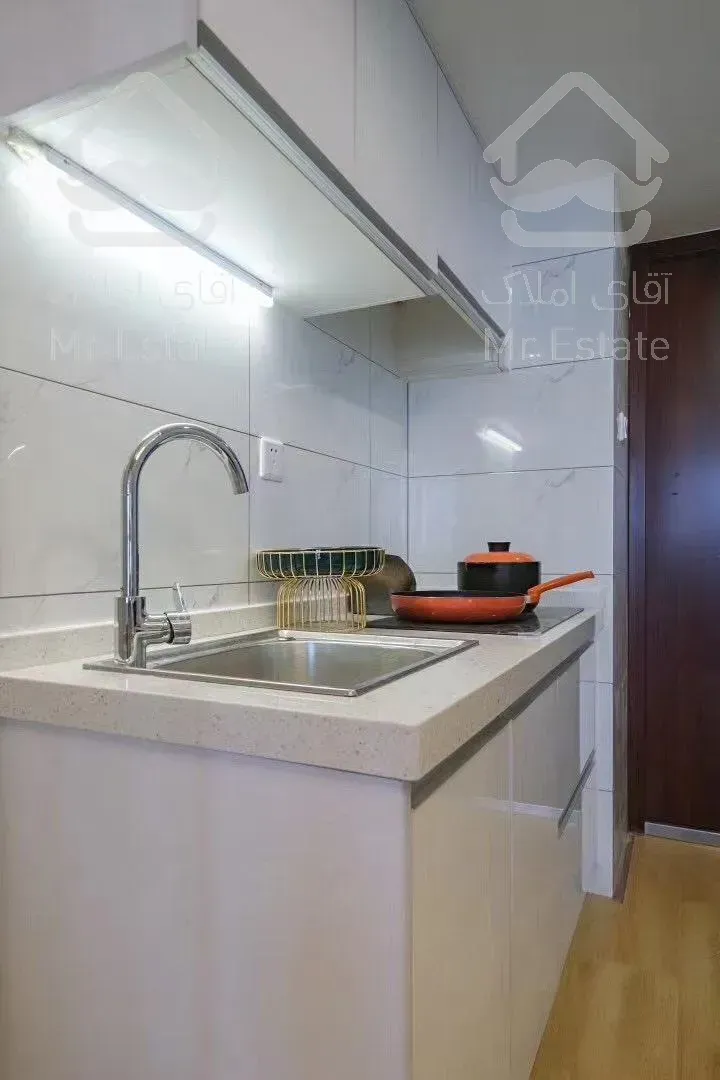 رهن کامل آپارتمان نقشه عالی و بدون پرتی دارای چشم انداز برجهای پامچال دریاچه چیتگر