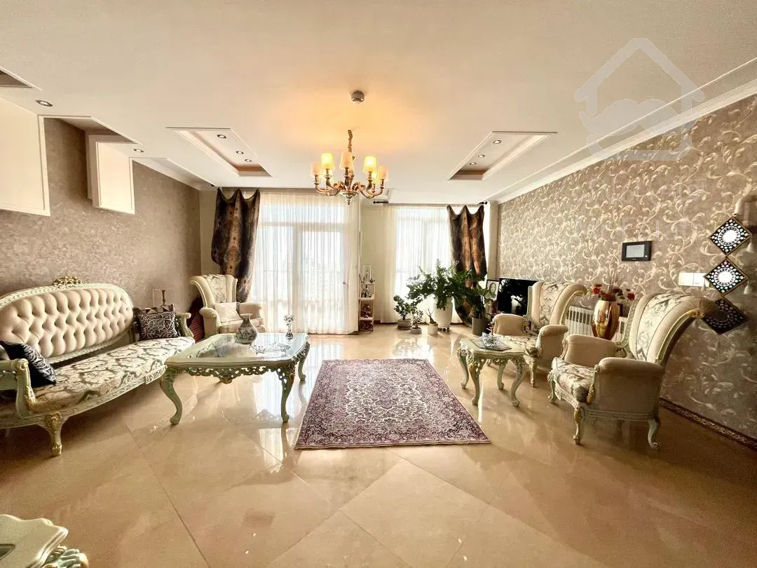 فروش اپارتمان 135 متری زعفرانیه