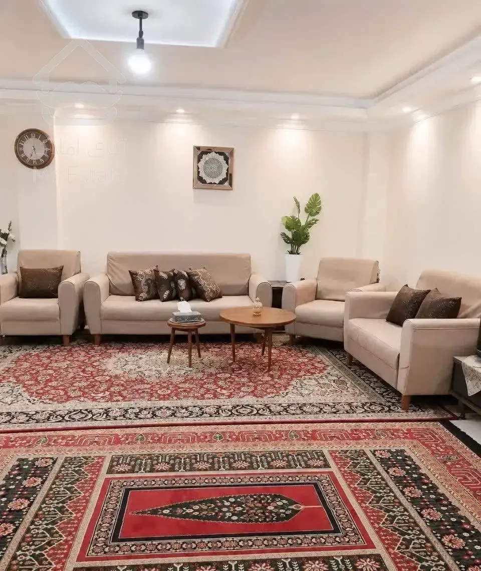۶۴متری/آسانسور دار/زاهدگیلانی