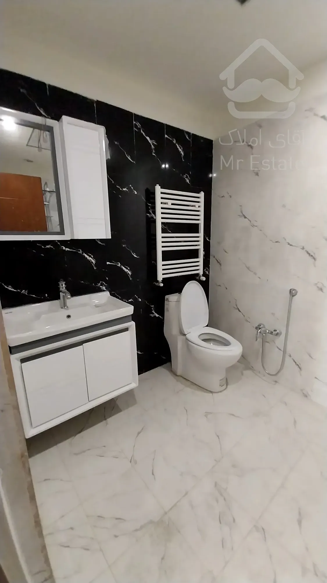 فروش واحد177 متری سه خواب فول هتلینگ