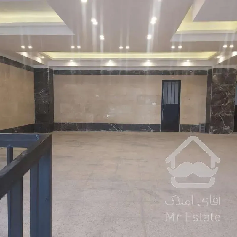 آپارتمان 170 متری_نوساز_بسیارشیک وتمیز_جمهوری