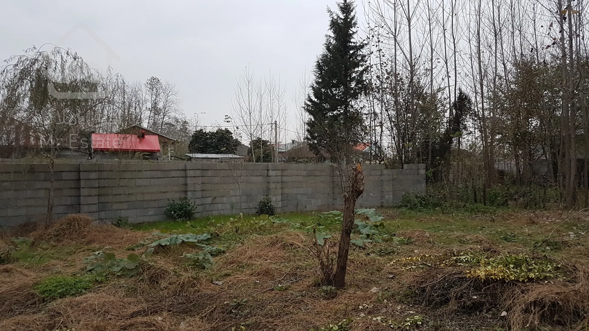 پانصدمتر و پنج دسیمتر زمین مسکونی شهری دارای سند تک برگ