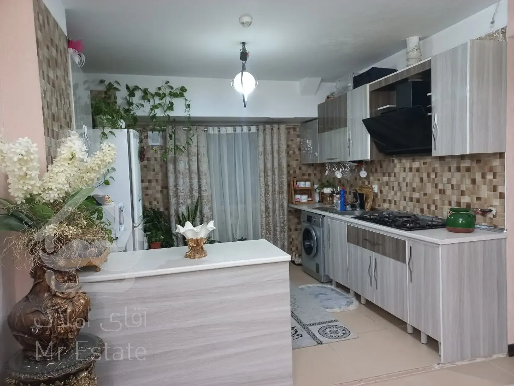 اجاره آپارتمان 2 خواب 80 متر دریاچه چیتگر ویو باز