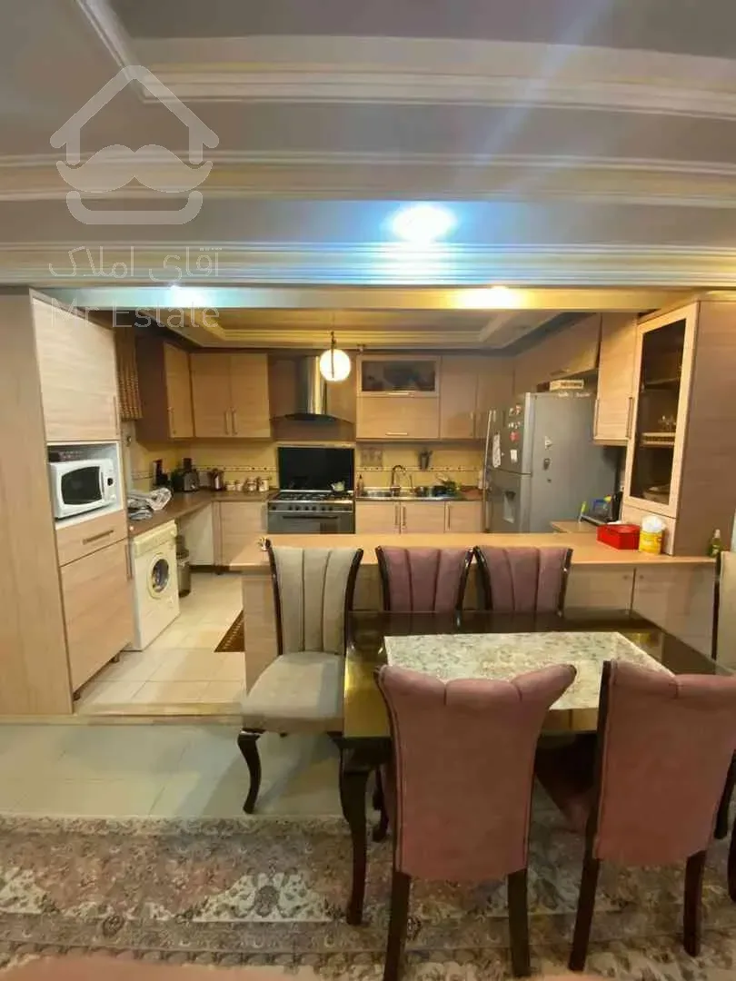 آپارتمان ۱۳۰ متری،بلوار فردوس