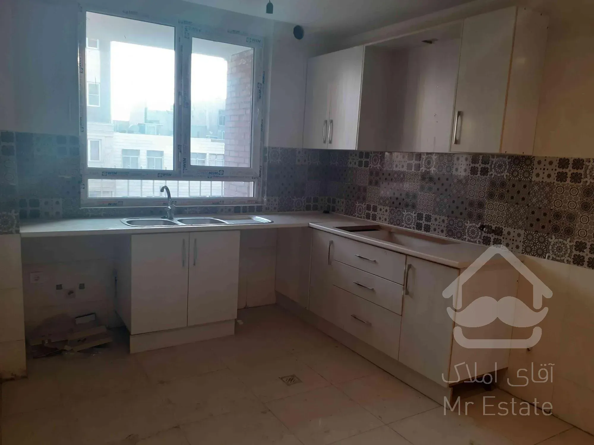 ۷۸متر فول فردوس غرب