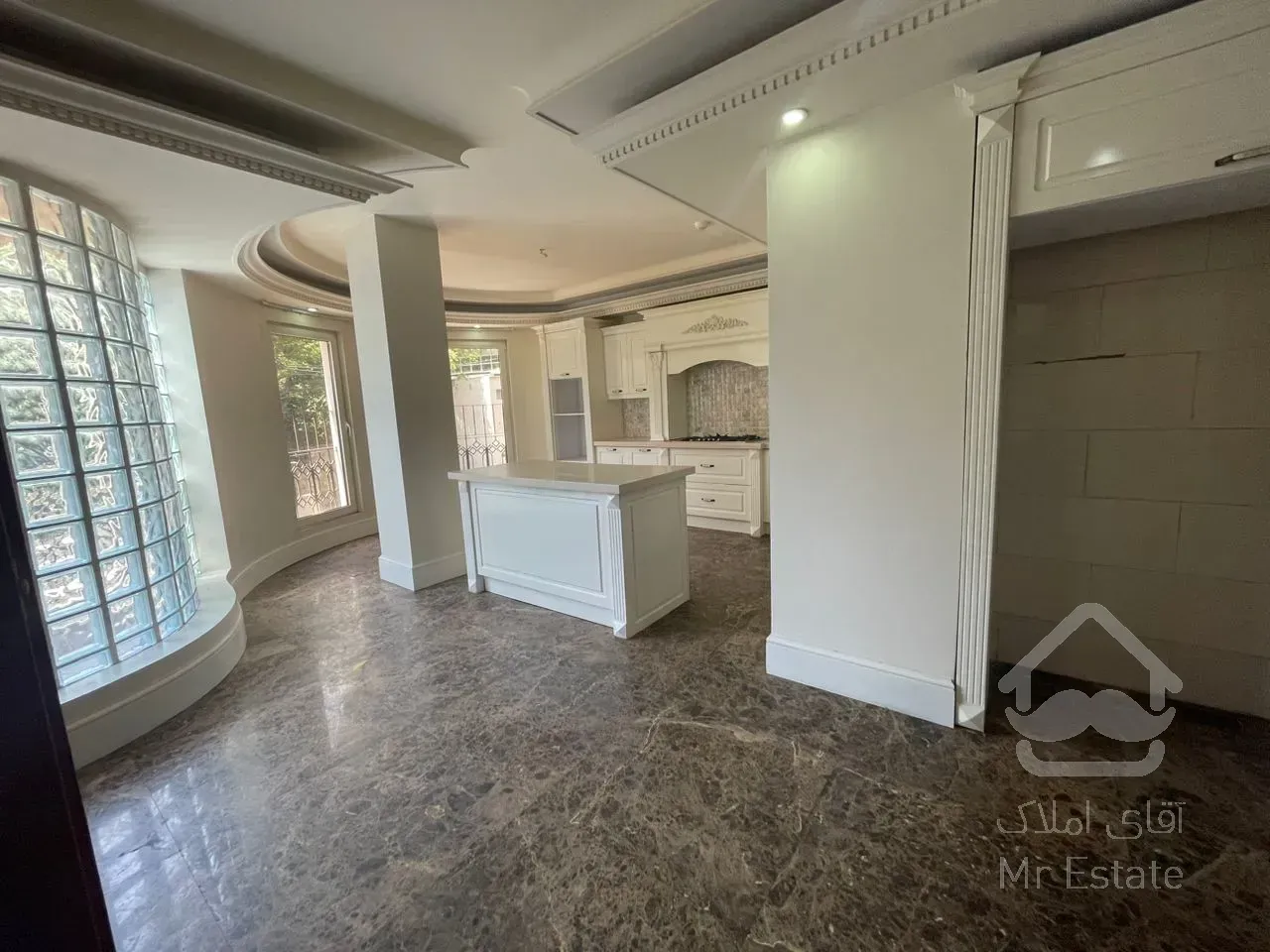 رهن و اجاره آپارتمان ۲۶۰متر/نیاوران/فول مشاعات