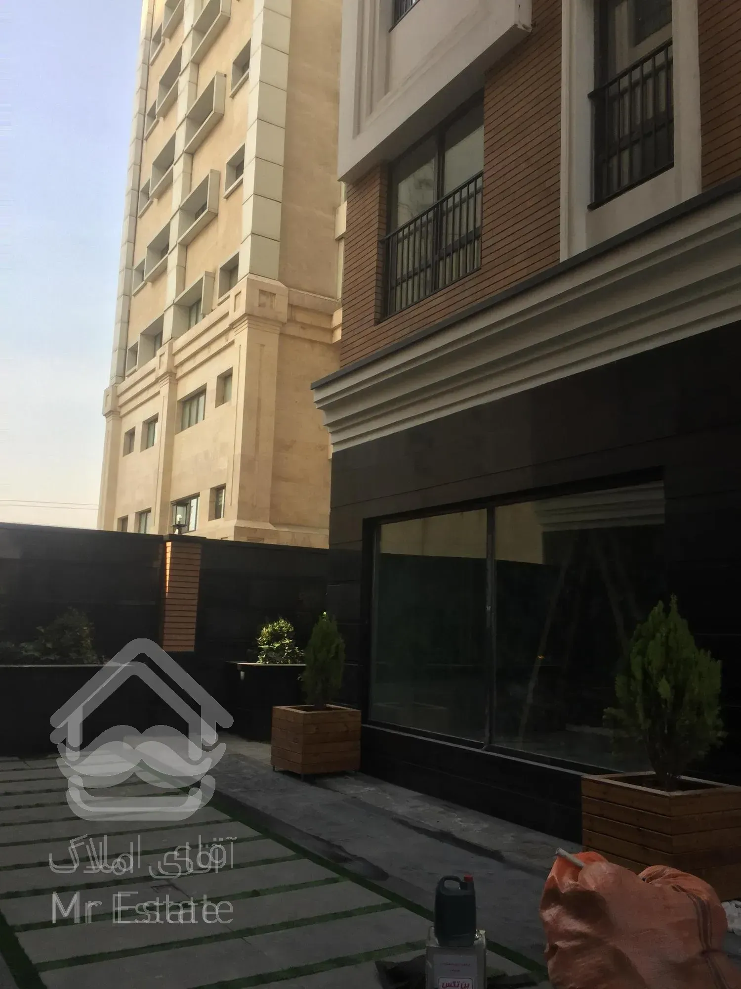 خرید واحد ۱۵۰ متری اقساطی ویو ابدی چیتگر