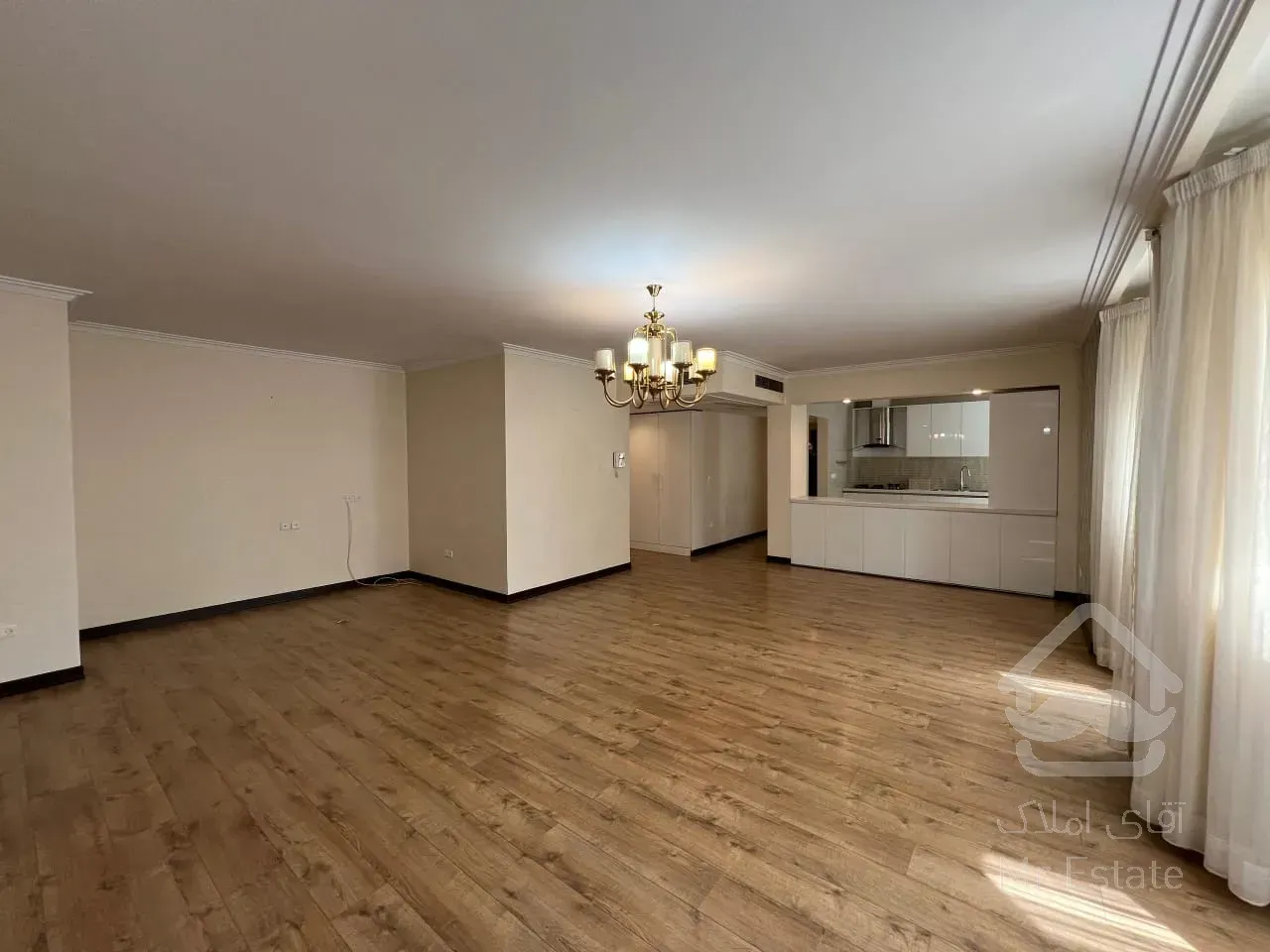 فروش اپارتمان 113 متری زعفرانیه