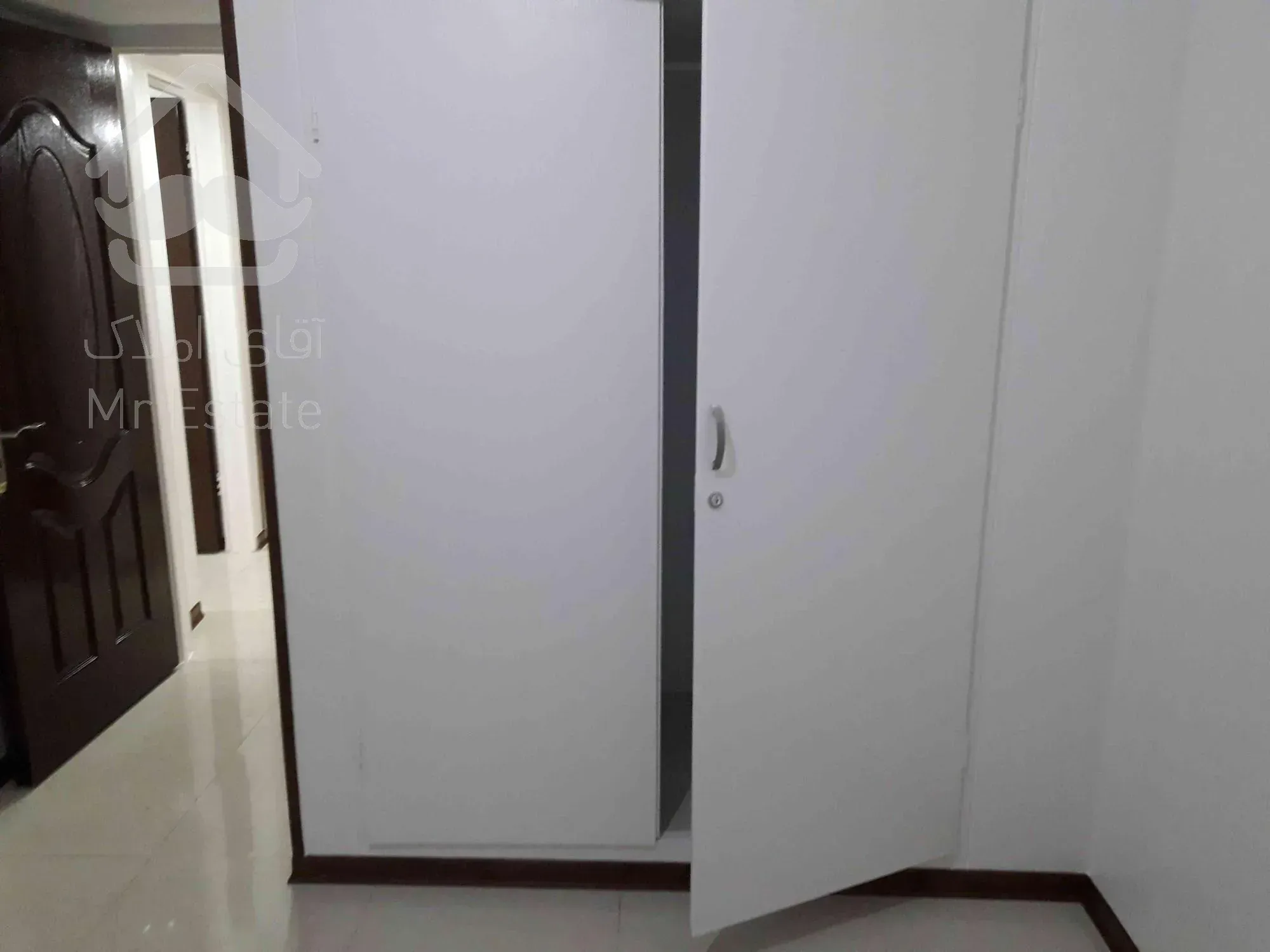 واحد ۶۰ متری مسکونی بسیار زیبا و لوکس با فول امکانات