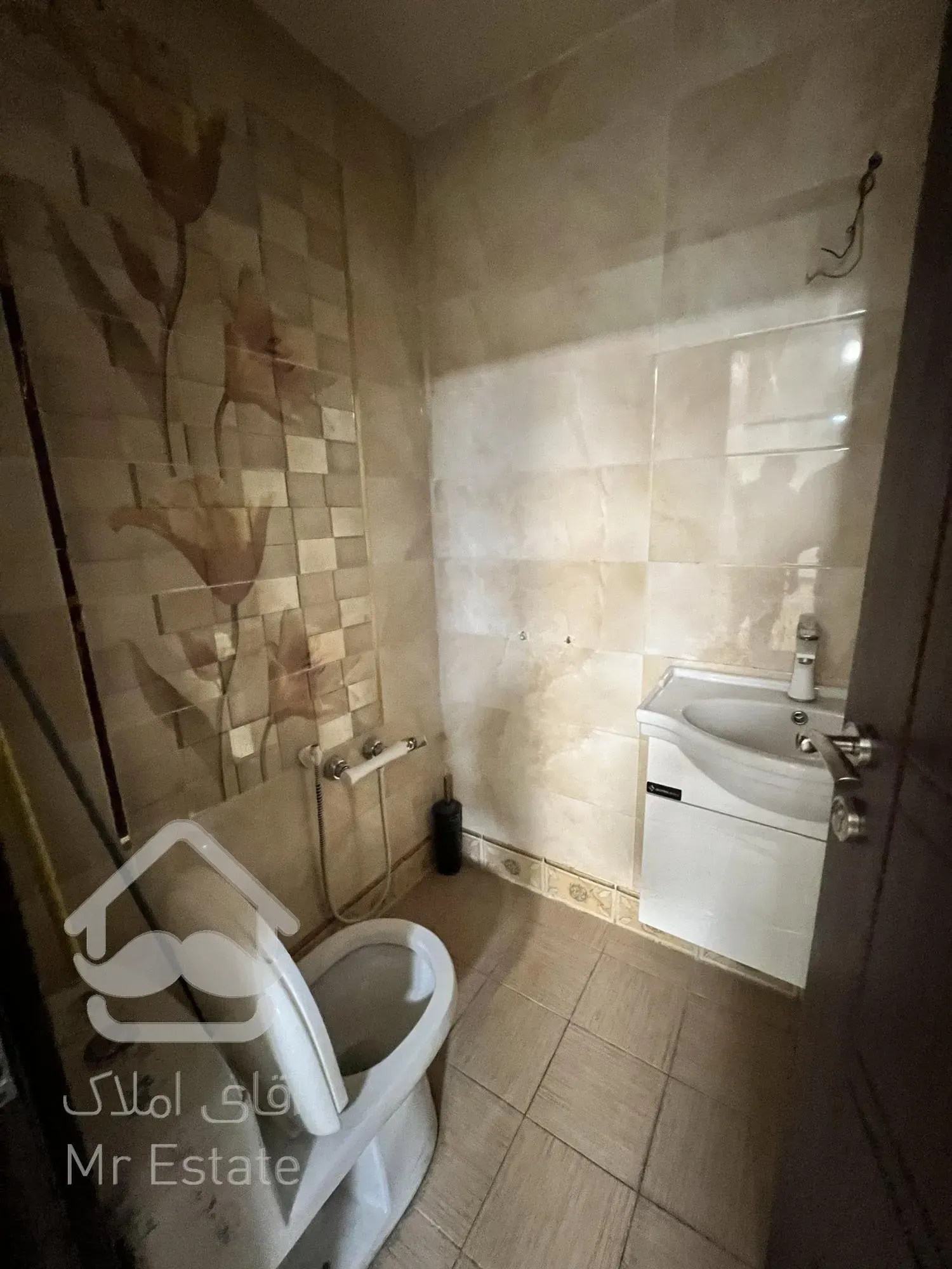 ۷۵ متر سند اداری میرداماد