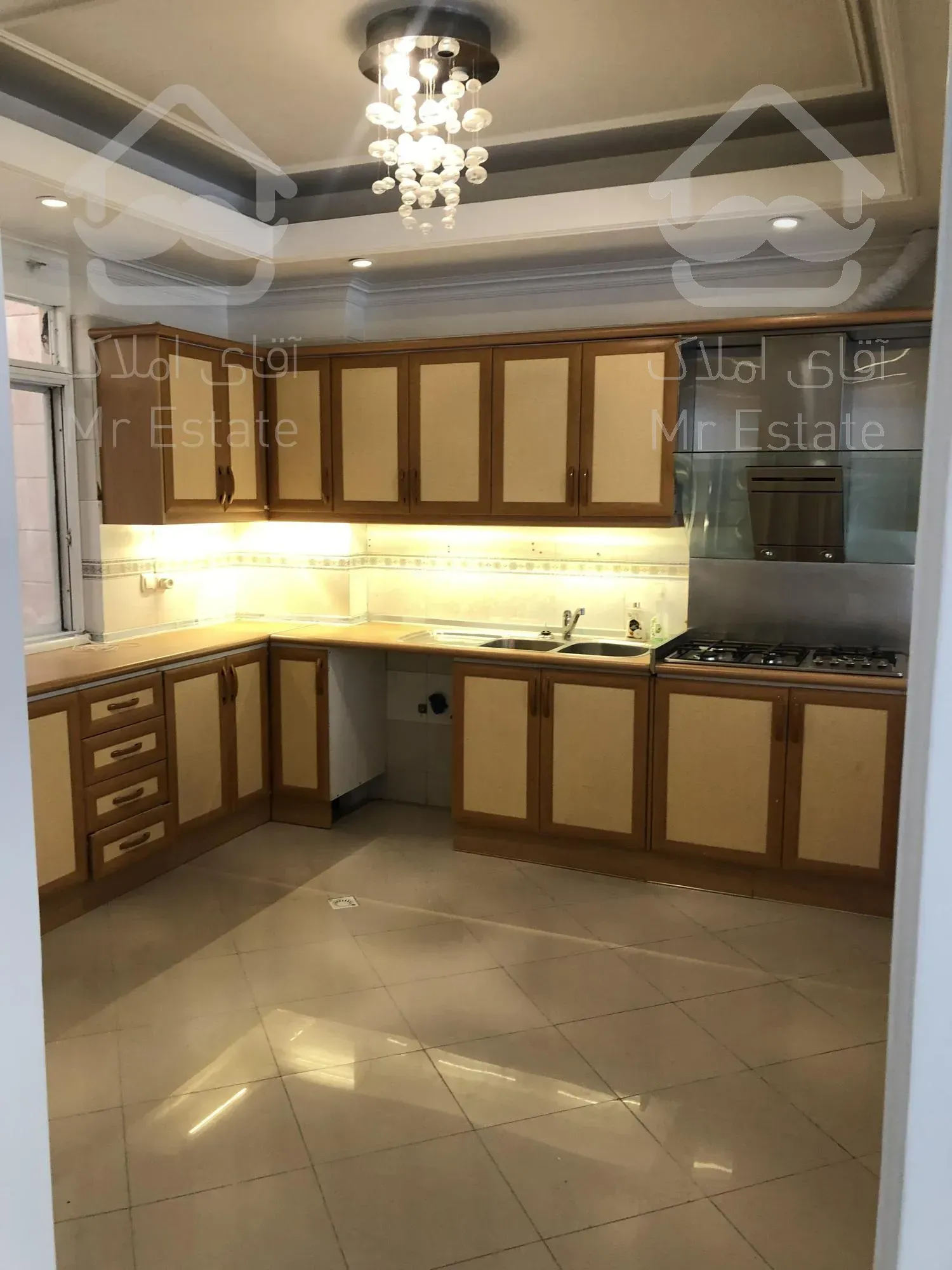 آپارتمان ۱۷۵ متر ۳خواب