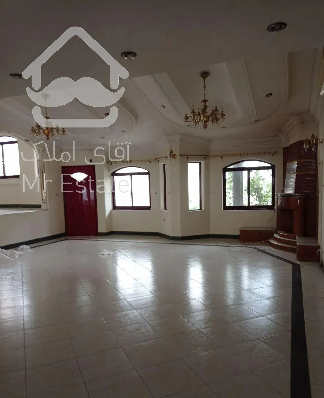 ویلا شهرکی ۳۰۰ متری جاده بابلسر