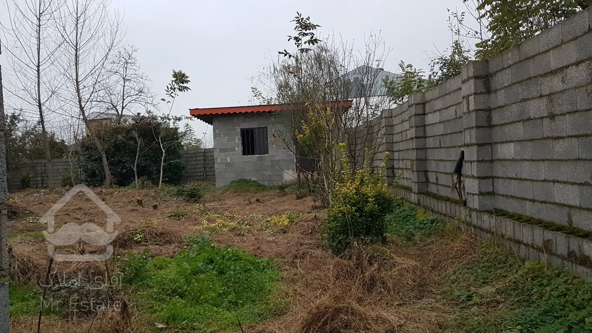 پانصدمتر و پنج دسیمتر زمین مسکونی شهری دارای سند تک برگ